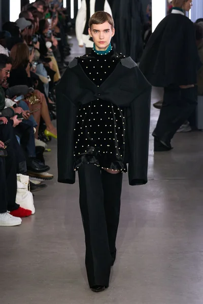 Look 45